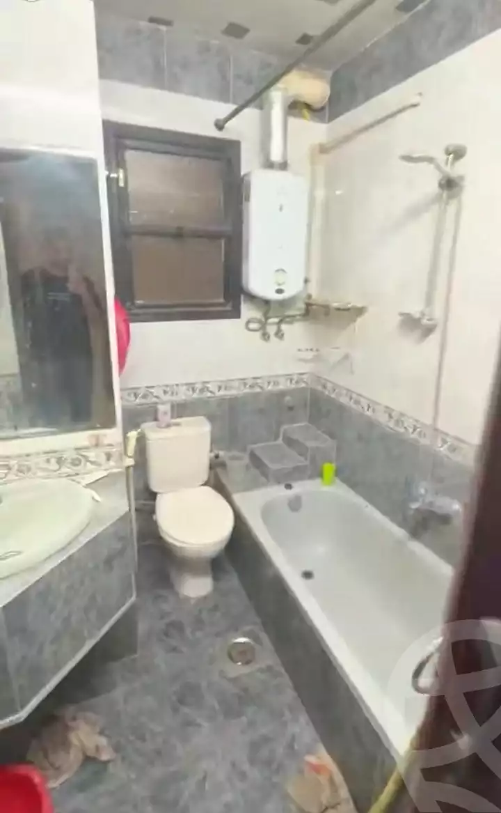 https://aqarmap.com.eg/ar/listing/7274573-for-sale-cairo-ain-shams-ahmed-esmat-st
