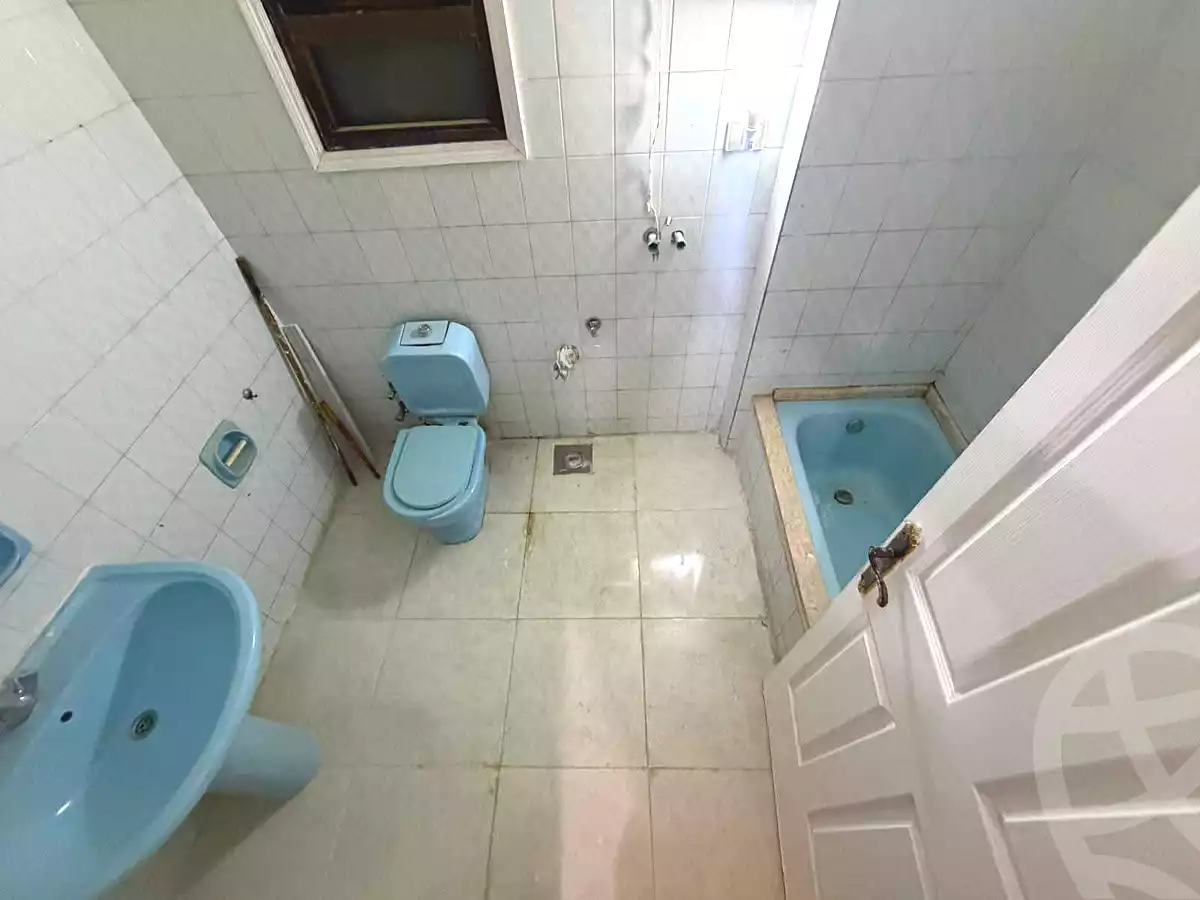 https://aqarmap.com.eg/en/listing/7274587-for-rent-alexandria-ganaklis