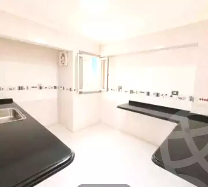 https://aqarmap.com.eg/en/listing/7274817-for-sale-alexandria-camp-cesar-port-said-street