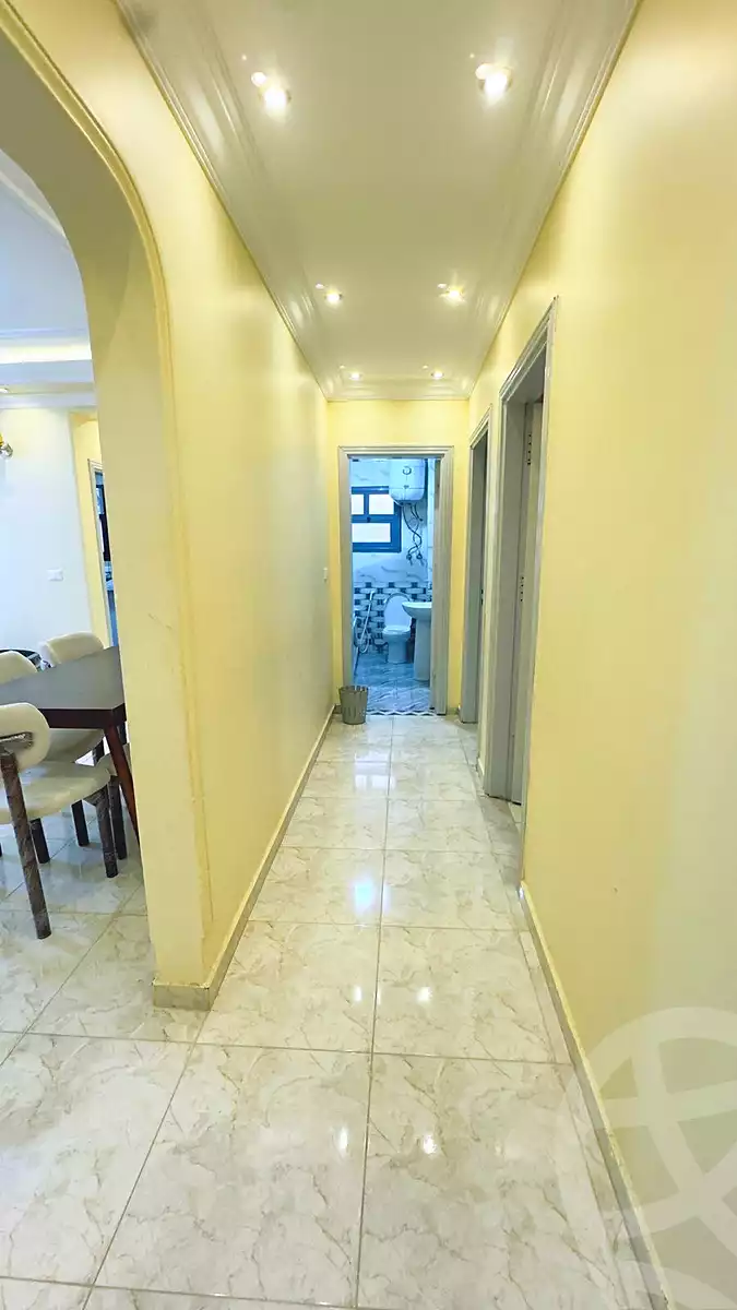 https://aqarmap.com.eg/ar/listing/7274828-for-rent-cairo-6th-of-october-el-ahyaa-neighborhood-1st-seventh-neighborhood
