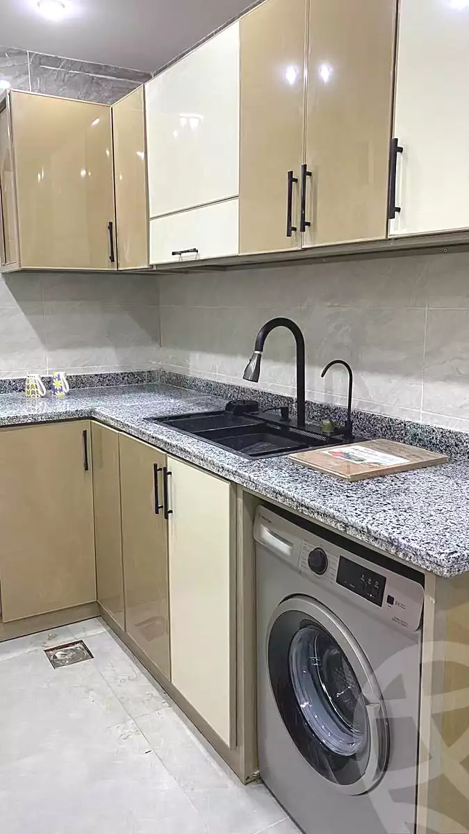 https://aqarmap.com.eg/ar/listing/7274839-for-rent-cairo-6th-of-october-el-ahyaa-neighborhood-1st-sixth-neighborhood