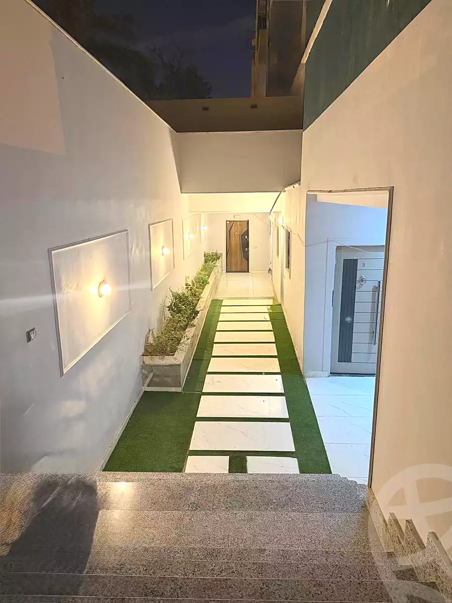 https://aqarmap.com.eg/ar/listing/7274839-for-rent-cairo-6th-of-october-el-ahyaa-neighborhood-1st-sixth-neighborhood