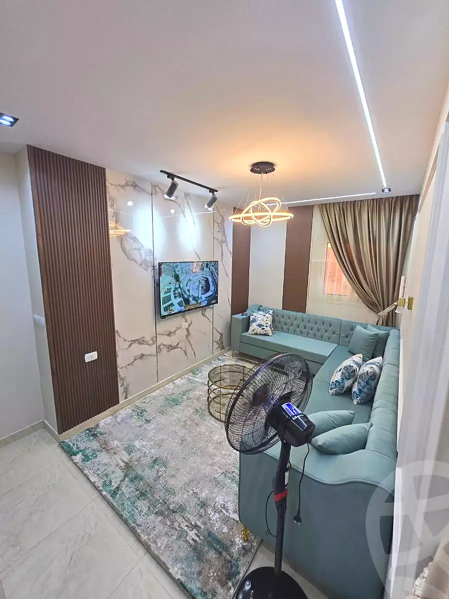 https://aqarmap.com.eg/ar/listing/7274846-for-rent-cairo-6th-of-october-el-ahyaa-neighborhood-1st-al-maahad