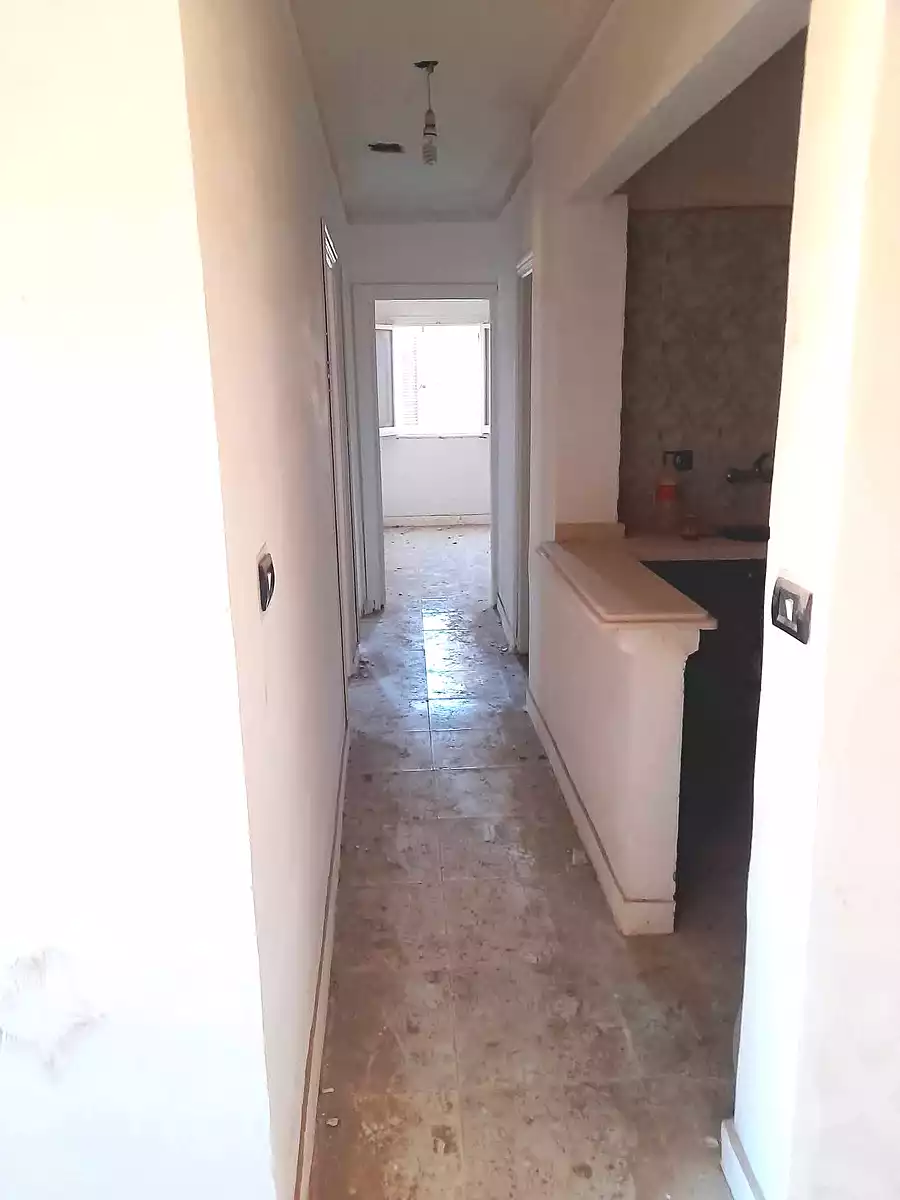 https://aqarmap.com.eg/ar/listing/7275209-for-sale-alexandria-al-agamy-bw-ywsf-redbekas-st