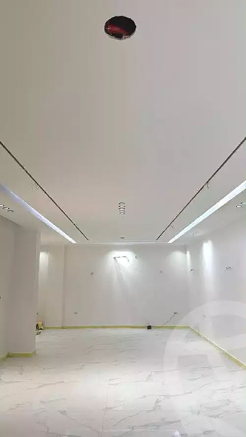 https://aqarmap.com.eg/ar/listing/7275282-for-sale-cairo-new-cairo-south-investors-al-gezira-st