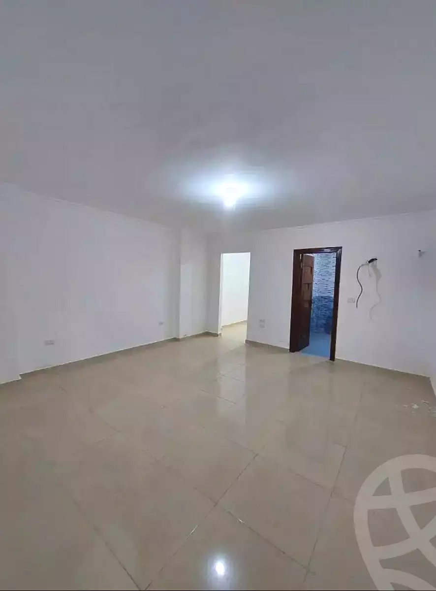 https://aqarmap.com.eg/en/listing/7275739-for-sale-alexandria-camp-cesar