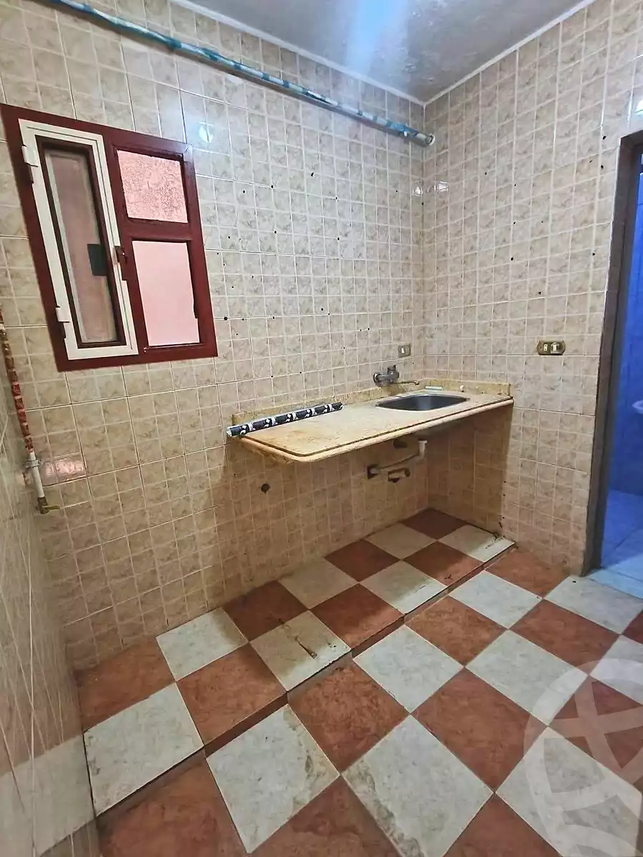 https://aqarmap.com.eg/ar/listing/7275763-for-sale-alexandria-lsywf-el-falki