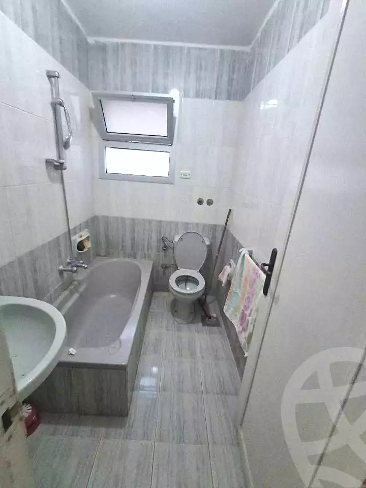 https://aqarmap.com.eg/ar/listing/7276121-for-sale-alexandria-al-agamy-lbytsh-bianchiii