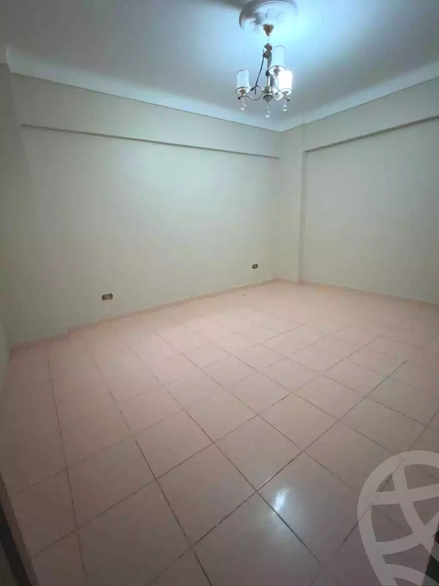 https://aqarmap.com.eg/en/listing/7276272-for-sale-alexandria-sydy-bshr-sydy-bshr-bhry-mohamed-el-srafi-st.