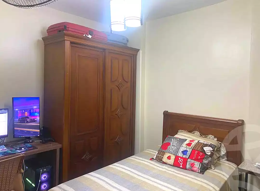 https://aqarmap.com.eg/ar/listing/7276378-for-sale-alexandria-el-asafra-shr-45