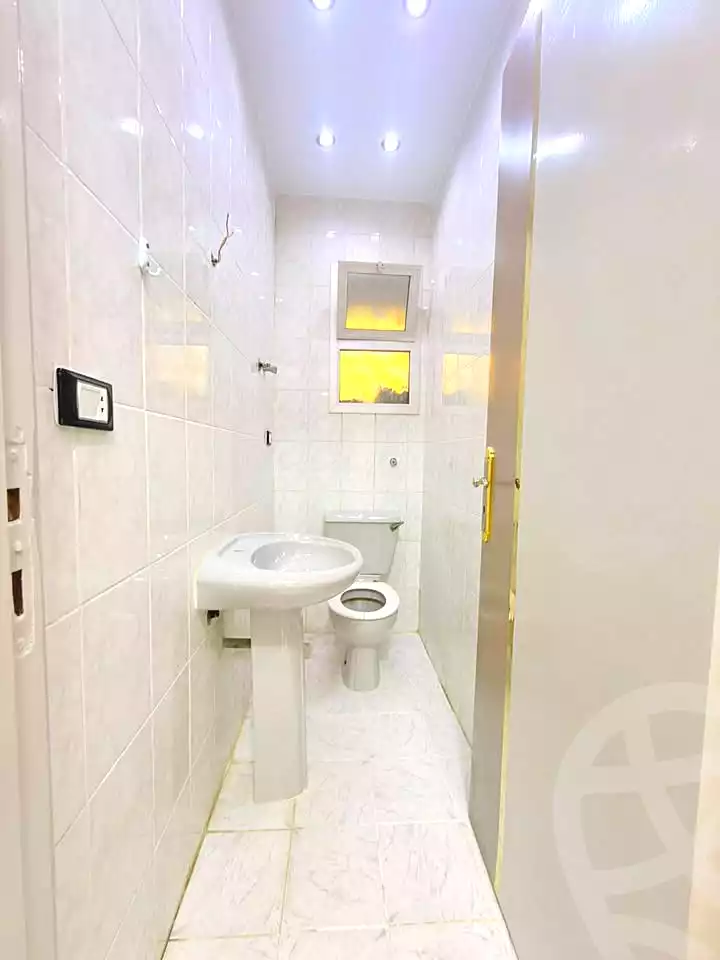 https://aqarmap.com.eg/ar/listing/7276760-for-sale-alexandria-al-agamy-shataa-el-nakheel