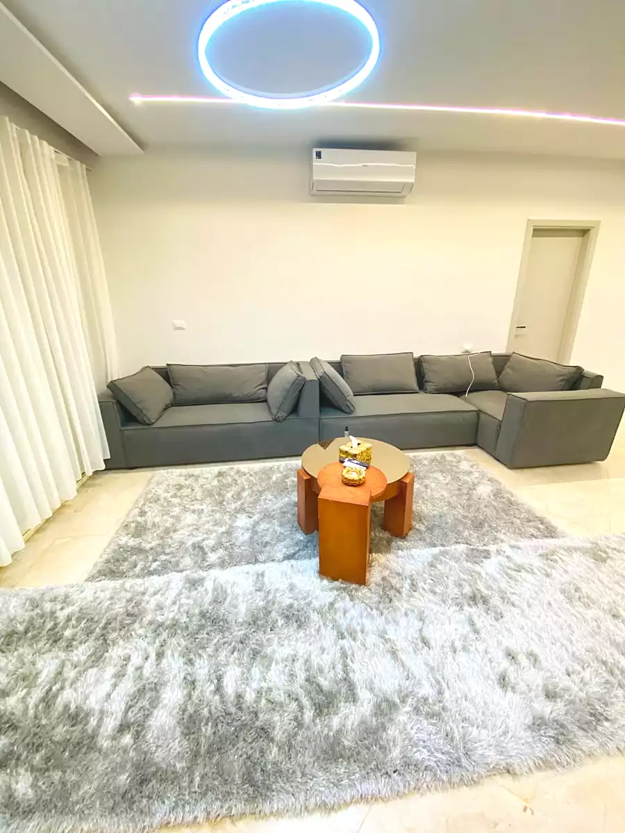 https://aqarmap.com.eg/ar/listing/7276988-for-rent-cairo-el-sheikh-zayed-city-compounds-beverly-hills