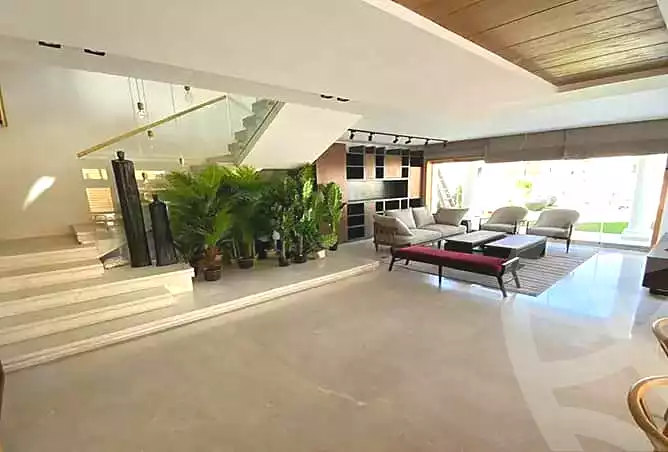 https://aqarmap.com.eg/ar/listing/7277317-for-sale-cairo-new-cairo-compounds-mountain-view1-1-compound