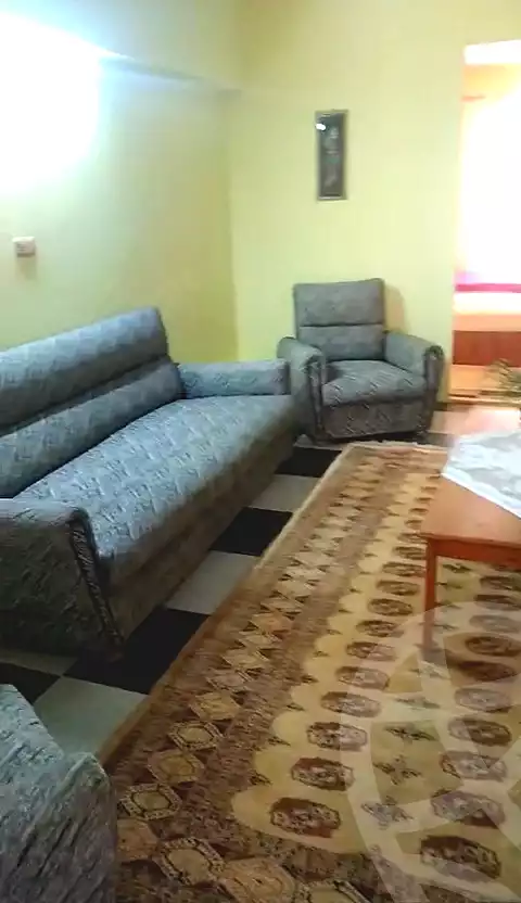 https://aqarmap.com.eg/ar/listing/7277331-for-rent-cairo-6th-of-october-el-ahyaa-neighborhood-2nd-dr-mohammed-badawi-st
