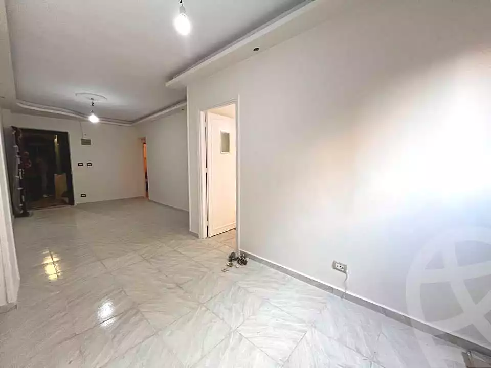 https://aqarmap.com.eg/en/listing/7277493-for-sale-alexandria-ganaklis