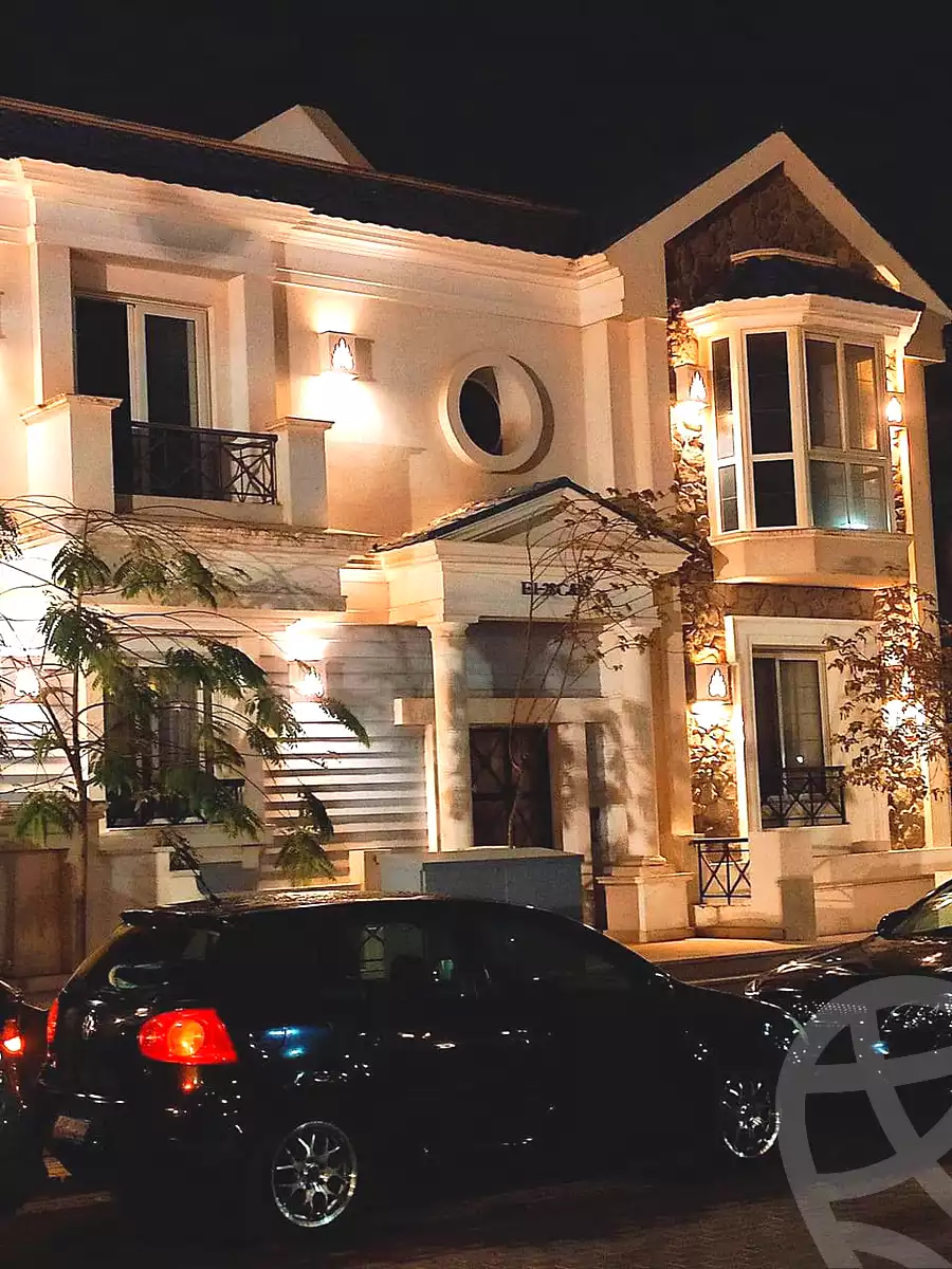 https://aqarmap.com.eg/en/listing/7277550-for-sale-cairo-new-cairo-compounds-mountain-view1-1-compound