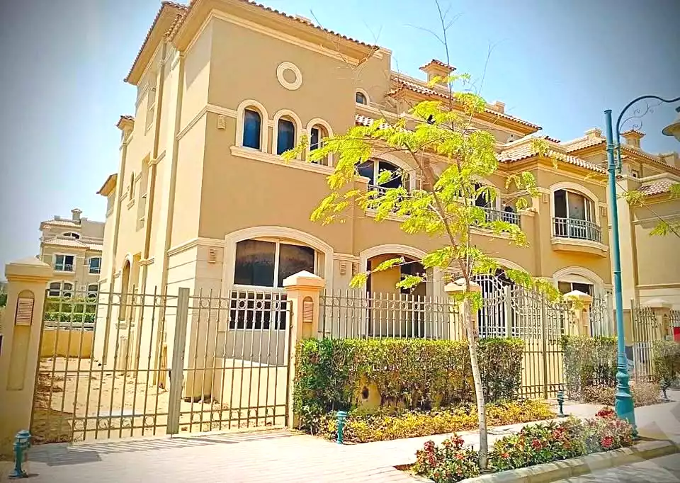 https://aqarmap.com.eg/ar/listing/7277747-for-sale-cairo-new-administrative-capital-r4-la-vista-city