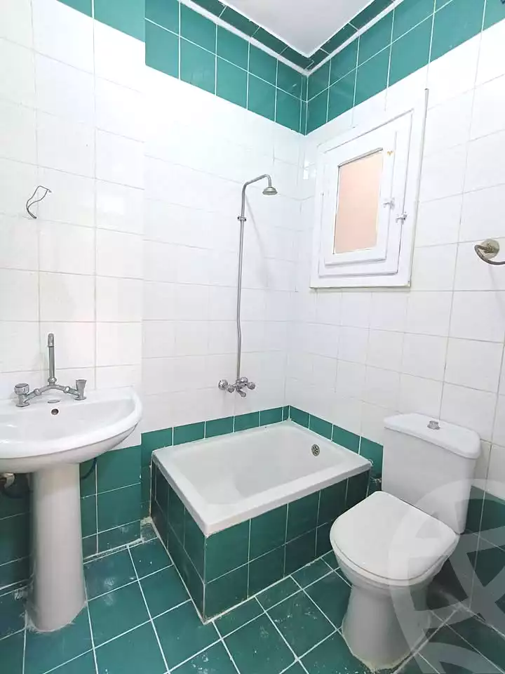 https://aqarmap.com.eg/en/listing/7277795-for-sale-alexandria-al-agamy-shataa-el-nakheel