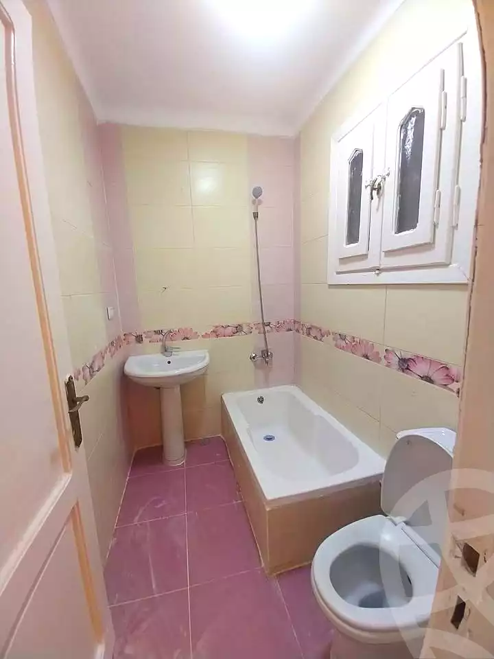 https://aqarmap.com.eg/en/listing/7278086-for-sale-alexandria-al-agamy-shataa-el-nakheel