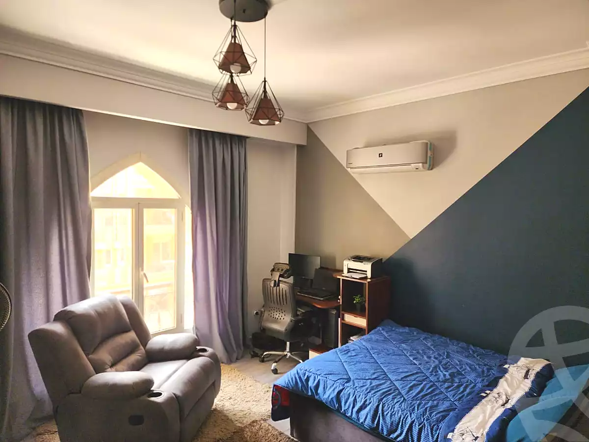 https://aqarmap.com.eg/en/listing/7278185-for-sale-cairo-new-cairo-compounds-hayati-residence