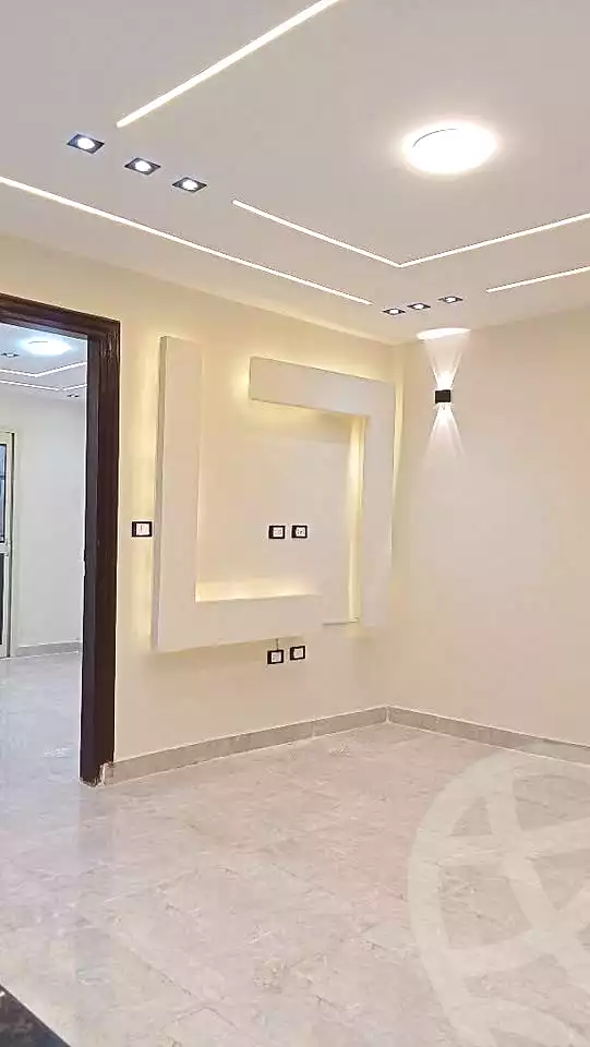 https://aqarmap.com.eg/ar/listing/7278480-for-sale-alexandria-al-agamy-lbytsh-shahr-al-assal-st