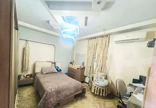 https://aqarmap.com.eg/ar/listing/7279067-for-sale-alexandria-moharram-bey-el-maamoun-st