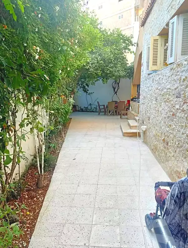 https://aqarmap.com.eg/ar/listing/7279358-for-sale-alexandria-al-agamy-lbytsh-al-aeda-al-kadema-st