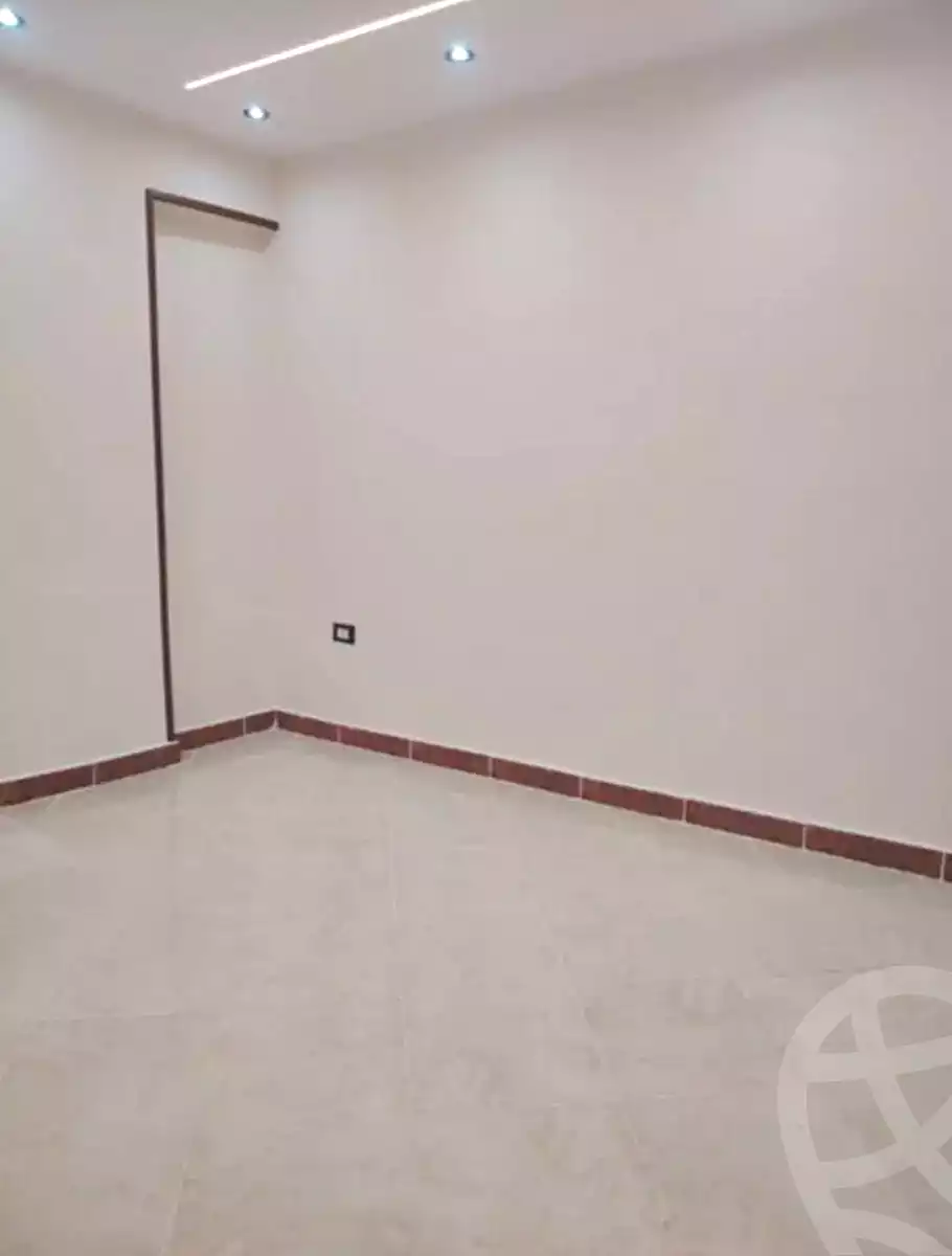 https://aqarmap.com.eg/ar/listing/7279376-for-sale-alexandria-al-agamy-bw-ywsf