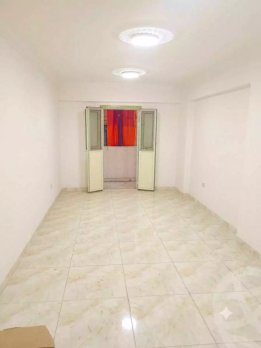 https://aqarmap.com.eg/en/listing/7279443-for-sale-alexandria-al-agamy-el-hanouvel