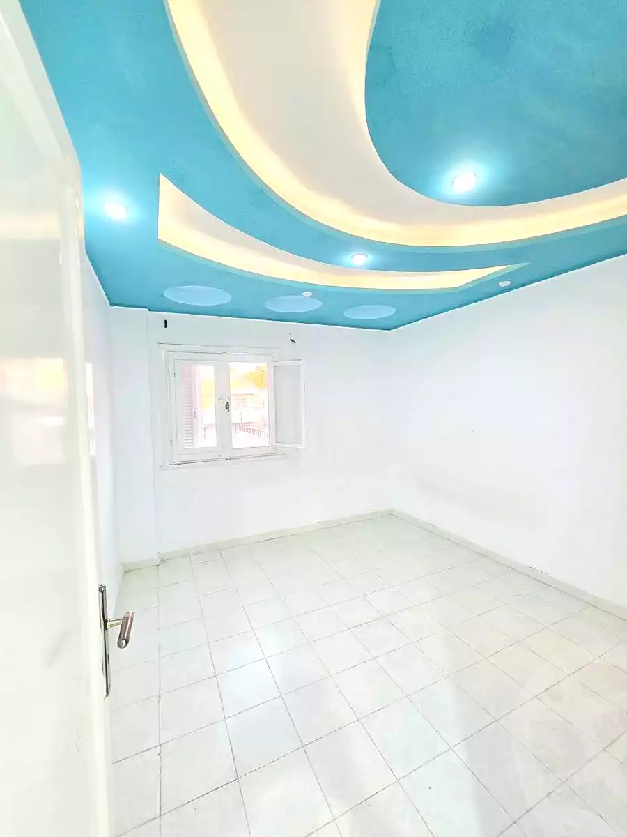 https://aqarmap.com.eg/ar/listing/7279639-for-sale-alexandria-al-agamy-shataa-el-nakheel