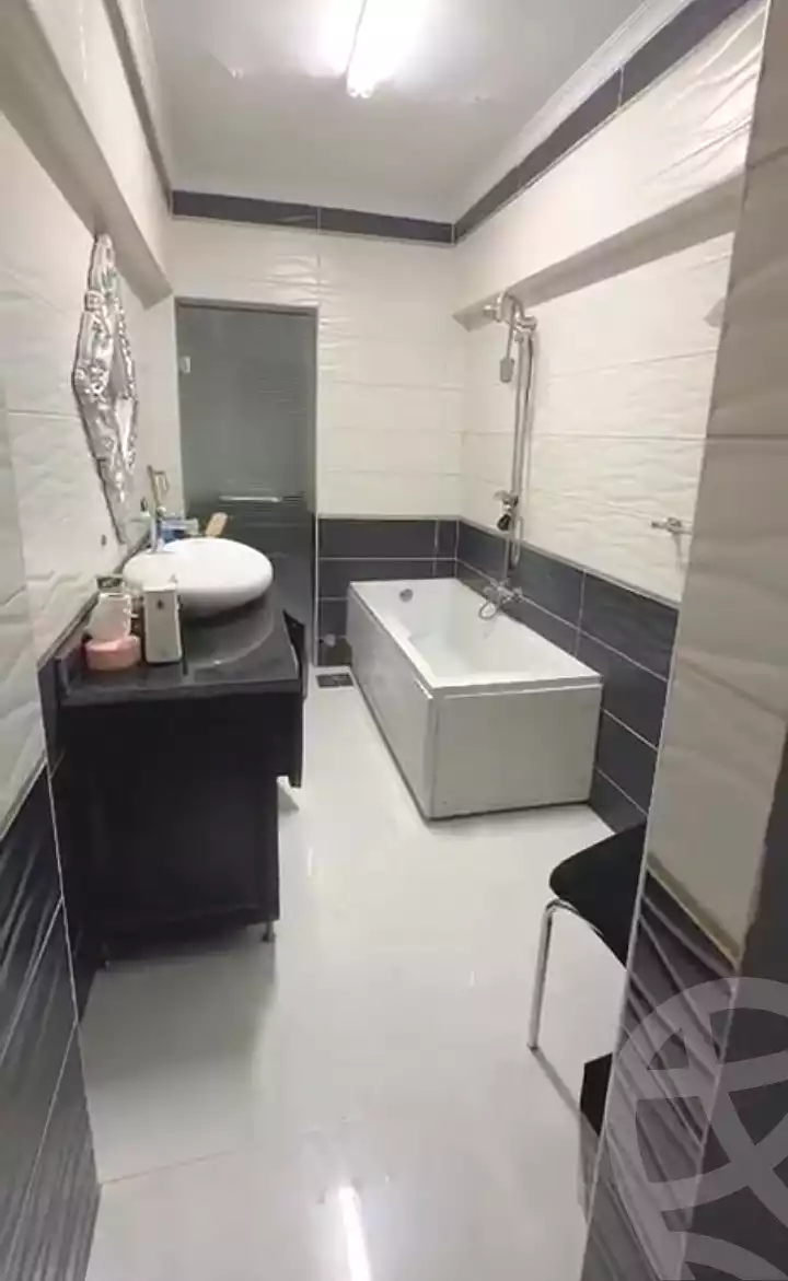 https://aqarmap.com.eg/ar/listing/7279743-for-sale-cairo-elnozha-joseph-tito-st