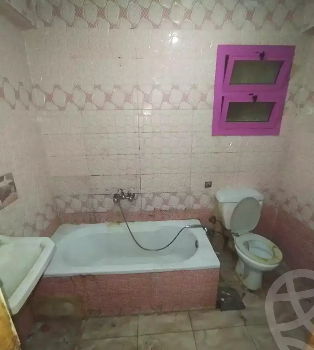 https://aqarmap.com.eg/en/listing/7279855-for-rent-alexandria-lsywf-el-falki