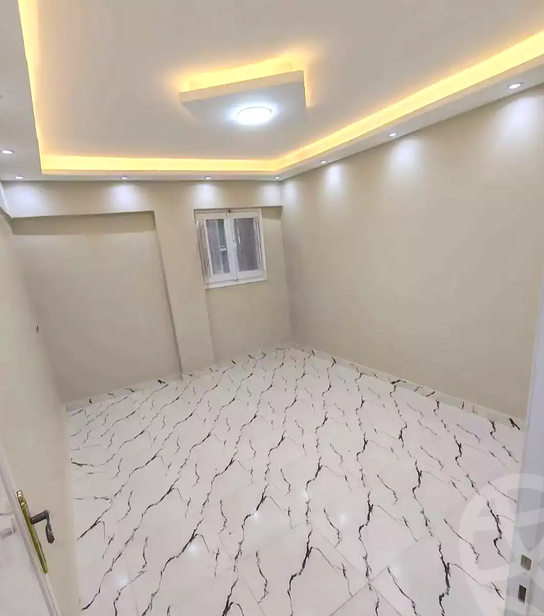 https://aqarmap.com.eg/en/listing/7280026-for-sale-alexandria-al-agamy-el-hanouvel-al-asdakaa-st