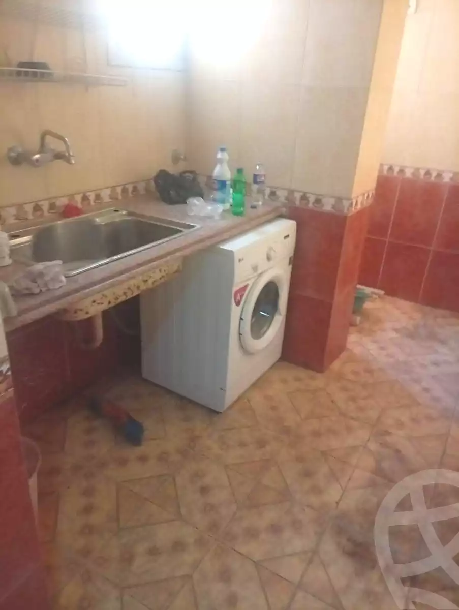 https://aqarmap.com.eg/en/listing/7280165-for-sale-alexandria-moharram-bey-el-rasafa-st