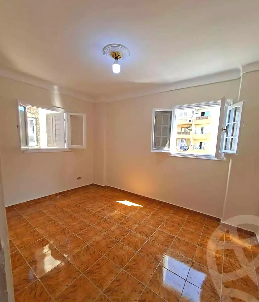 https://aqarmap.com.eg/en/listing/7280495-for-sale-alexandria-el-asafra