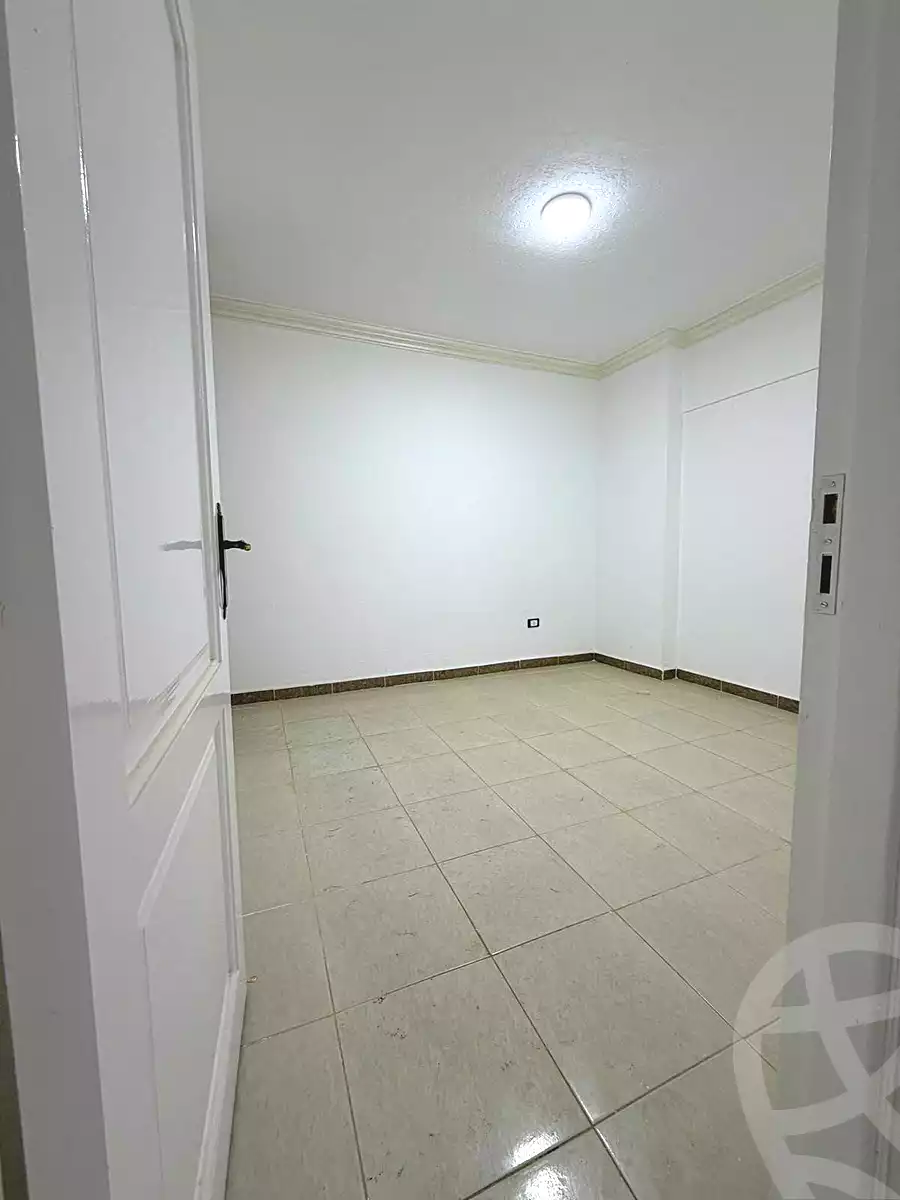 https://aqarmap.com.eg/en/listing/7280651-for-sale-alexandria-al-agamy-shataa-el-nakheel