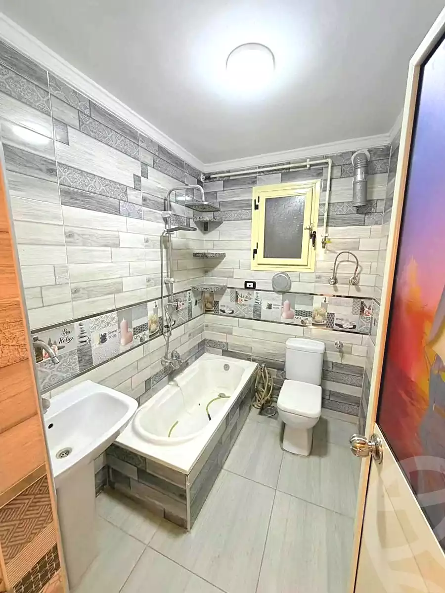 https://aqarmap.com.eg/ar/listing/7280747-for-sale-alexandria-lsywf-el-falki
