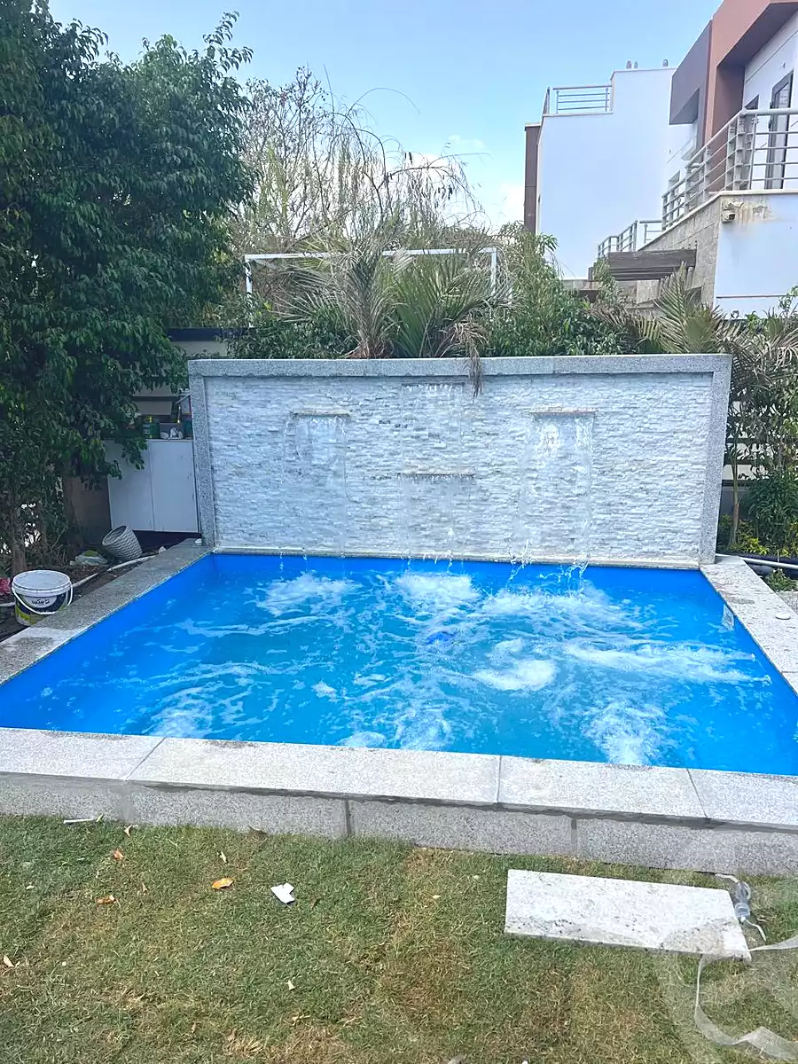 https://aqarmap.com.eg/en/listing/7280970-for-sale-cairo-new-cairo-compounds-hyde-park-cluster-18-hyde-park