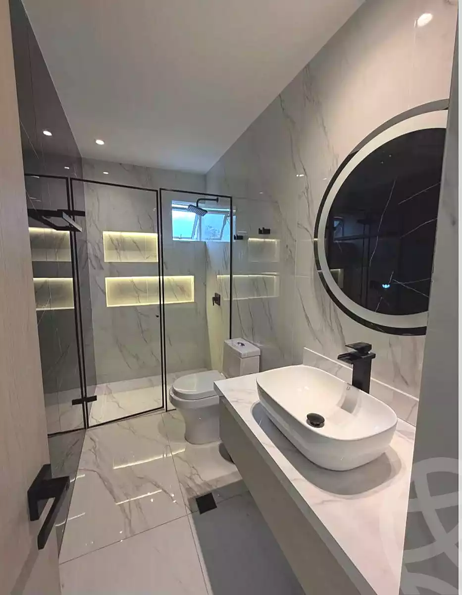 https://aqarmap.com.eg/en/listing/7281037-for-sale-cairo-new-cairo-compounds-mountain-view1-1-compound