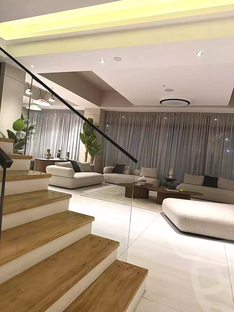 https://aqarmap.com.eg/en/listing/7281037-for-sale-cairo-new-cairo-compounds-mountain-view1-1-compound