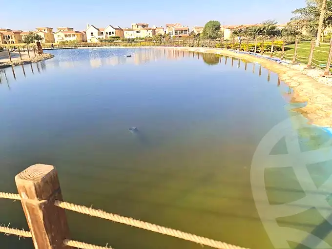 https://aqarmap.com.eg/en/listing/7281216-for-sale-cairo-new-cairo-6th-settlement-compounds-hyde-park-central-compound