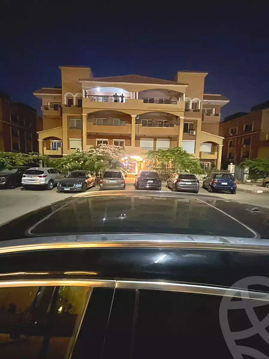 https://aqarmap.com.eg/en/listing/7281416-for-sale-cairo-el-sheikh-zayed-city-mntq-fr-y-bmdyn-lshykh-zyd