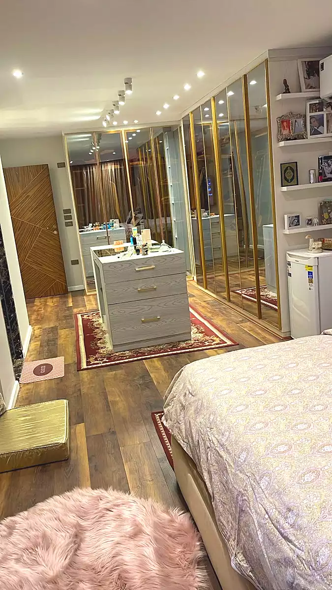 https://aqarmap.com.eg/ar/listing/7281442-for-sale-cairo-el-sheikh-zayed-city-el-hay-eltaseaa-area-1-el-bostan-st