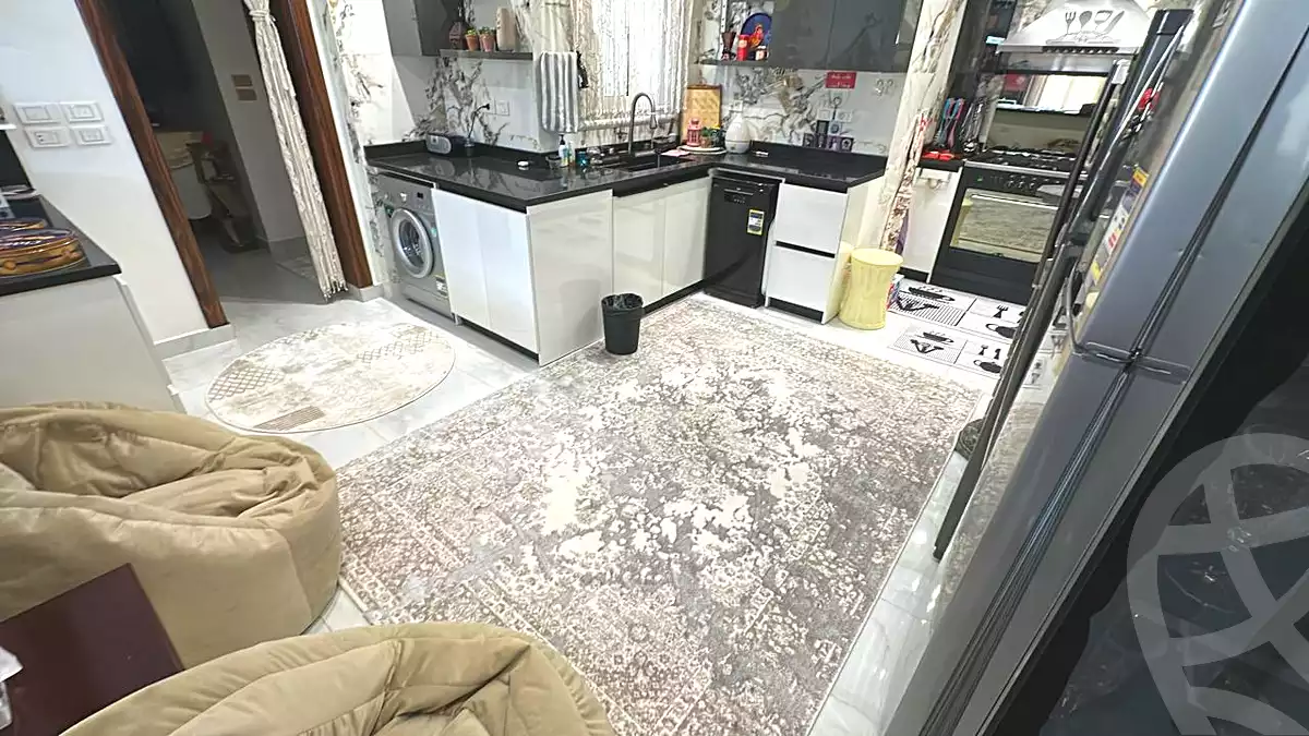 https://aqarmap.com.eg/ar/listing/7281442-for-sale-cairo-el-sheikh-zayed-city-el-hay-eltaseaa-area-1-el-bostan-st