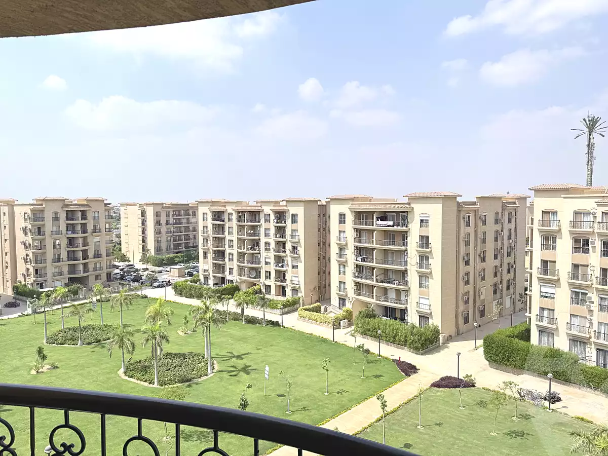 https://aqarmap.com.eg/en/listing/7281303-for-sale-cairo-new-cairo-lrhb-city-mtdd-lrhb-phase-9