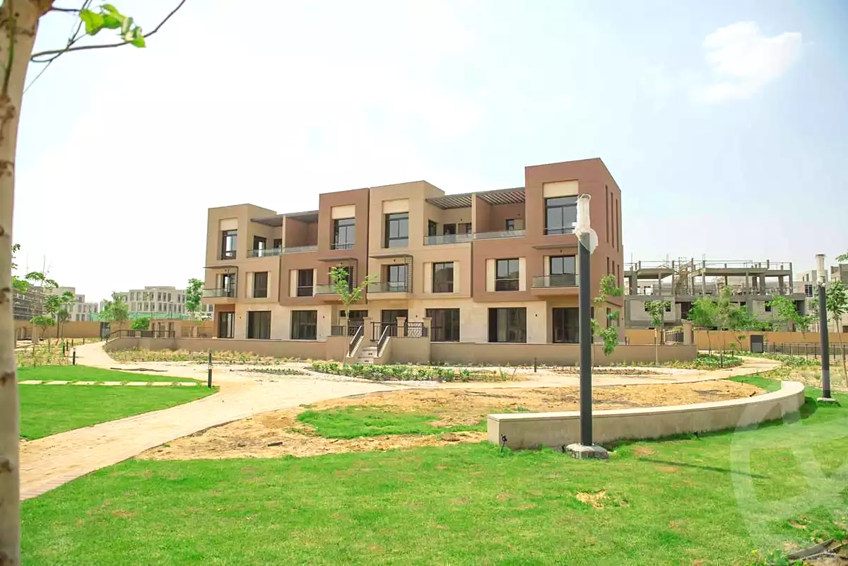 https://aqarmap.com.eg/ar/listing/7281753-for-sale-cairo-new-cairo-compounds-district-5-d-park-district-5-compound-marakez