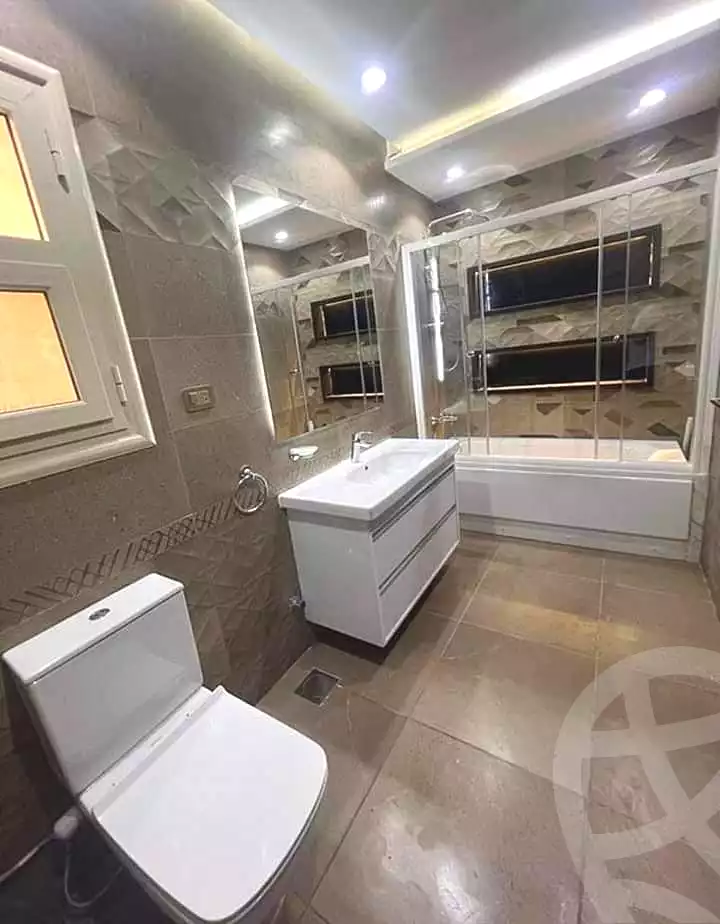 https://aqarmap.com.eg/ar/listing/7281731-for-sale-cairo-new-cairo-compounds-swan-lake-the-phoenix-hassan-allam