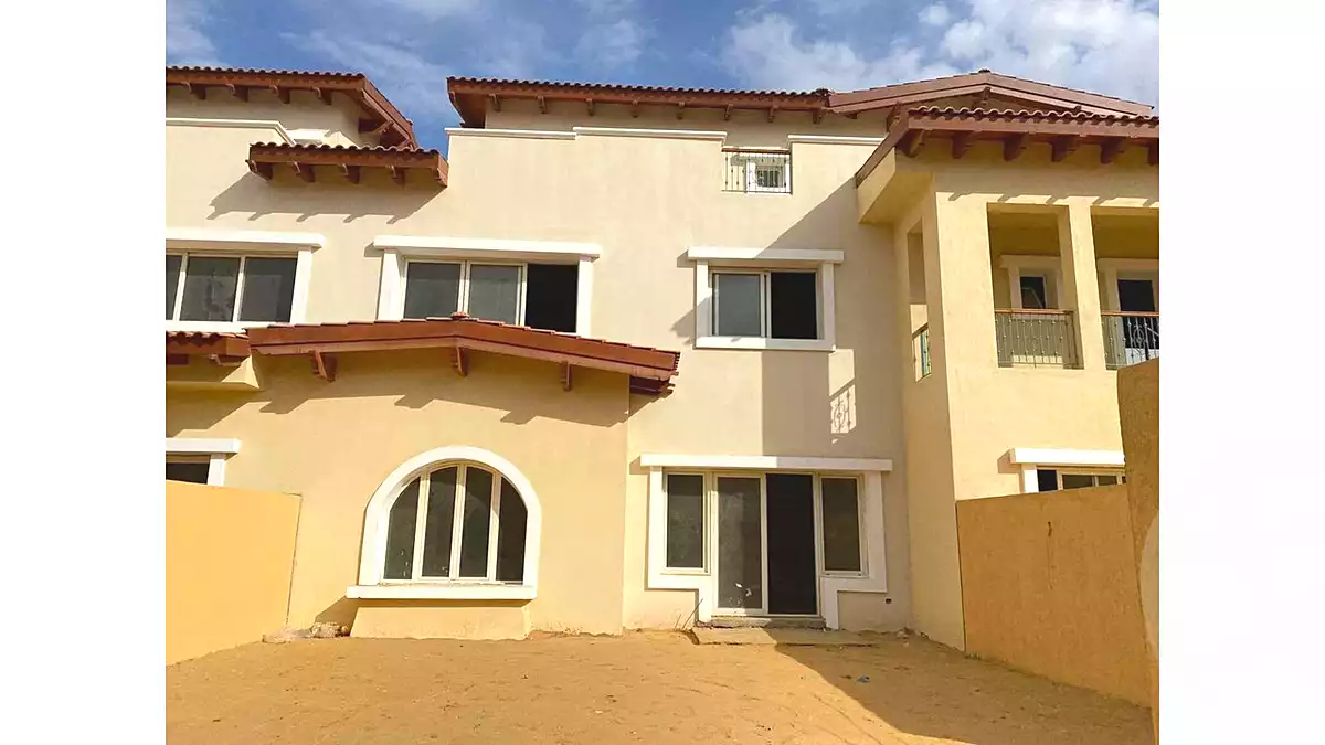 https://aqarmap.com.eg/en/listing/7281802-for-sale-cairo-new-cairo-compounds-hyde-park-centre-ville-hyde-park