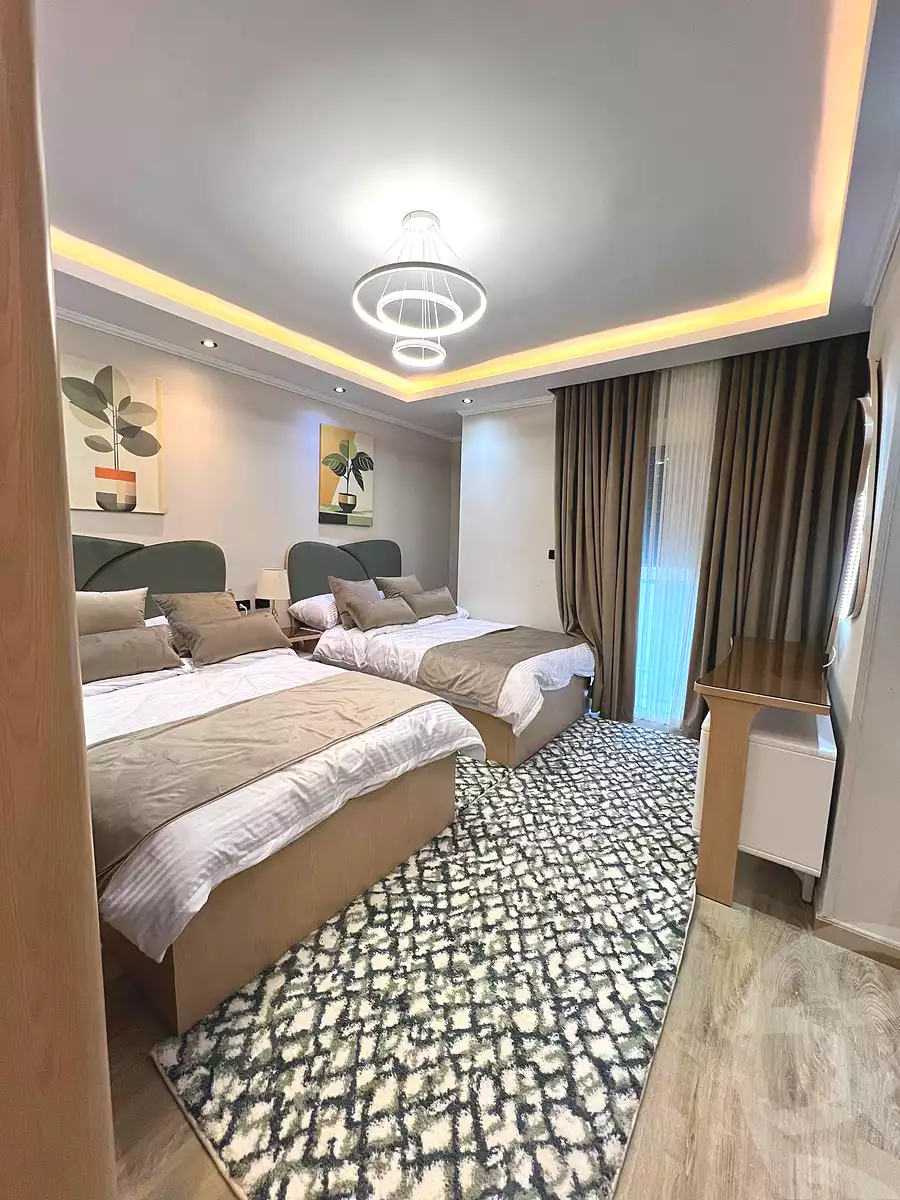 https://aqarmap.com.eg/en/listing/7281905-for-sale-cairo-new-cairo-compounds-mwrd-fq-llttwyr