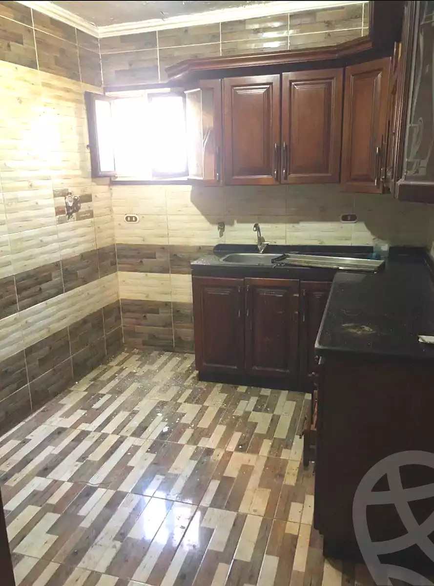 https://aqarmap.com.eg/en/listing/7280570-for-sale-alexandria-ganaklis